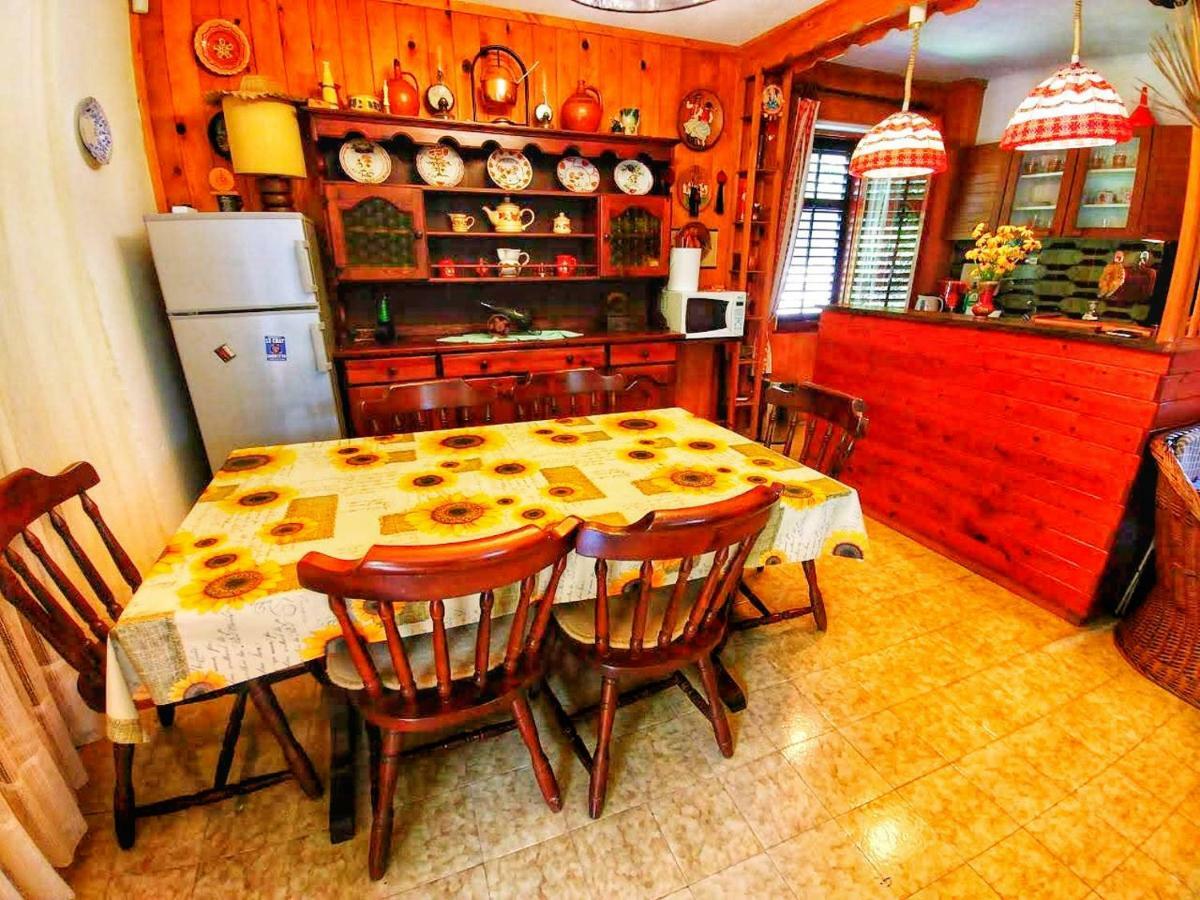 Villa Kuca Za Odmor "Livadica" Netretic Exterior foto